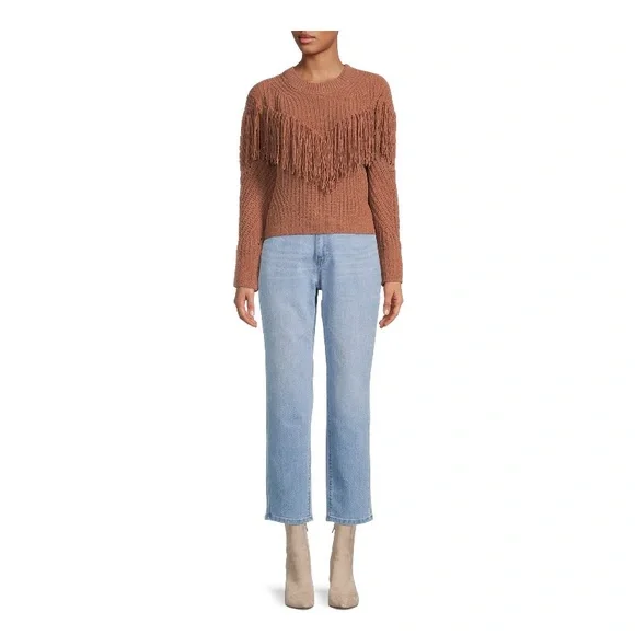 No Boundaries Juniors Fringe Sweater. 🤍 - Picture 4 of 7